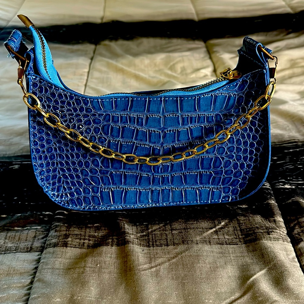 Embossed Baguette Blue Crocskin Hand/ShoulderBag